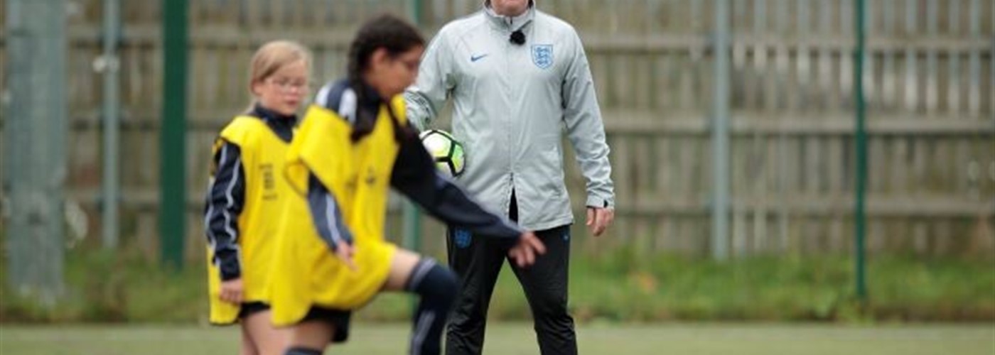 The art of noticing by Neil Harrison (Girls U10 Coach)